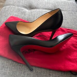 Christian Louboutin Kates. Size 37